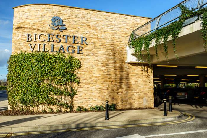 Book Your Taxi Trip To Bicester Village Today﻿